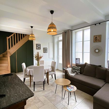 Maison 2 Chambres Avec Parking Et Jardin Noyon Extérieur photo