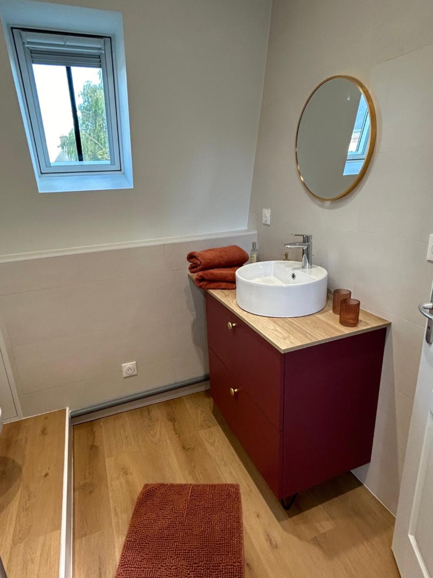 Maison 2 Chambres Avec Parking Et Jardin Noyon Extérieur photo